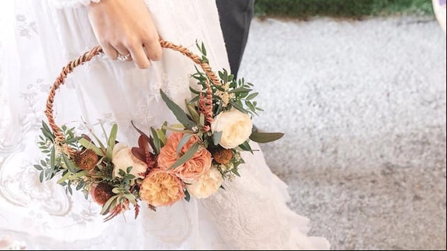 hoop bouquet 1t