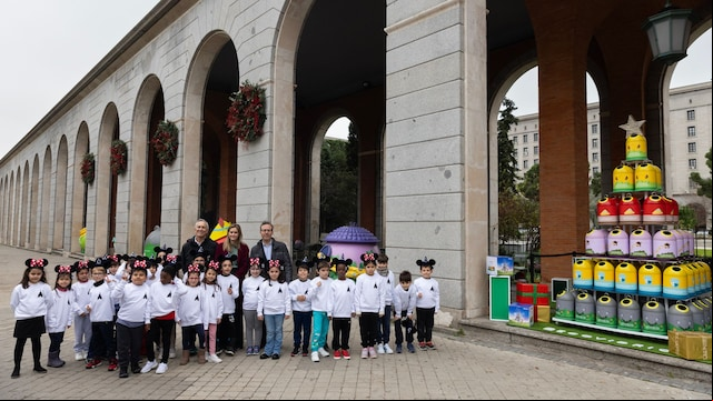 Niños en la presentación de la 5ª edición de la Magia del Reciclaje