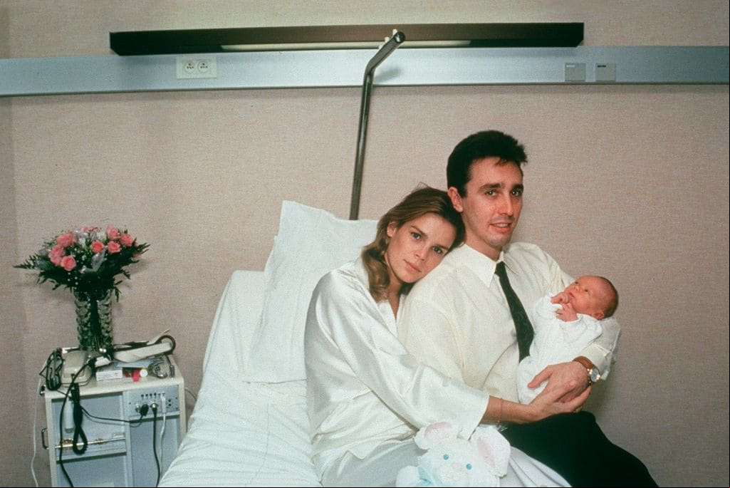 Estefanía de Mónaco y Daniel Ducruet con su primer hijo, Louis, el 9 de diciembre de 1992.