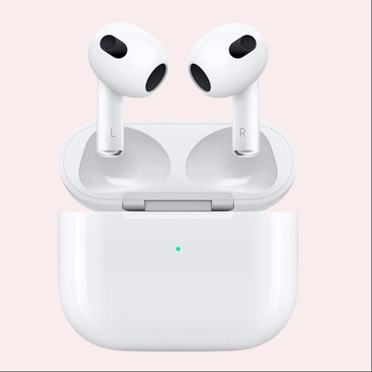Apple AirPods 3ª Generación con Estuche de Carga Lightning