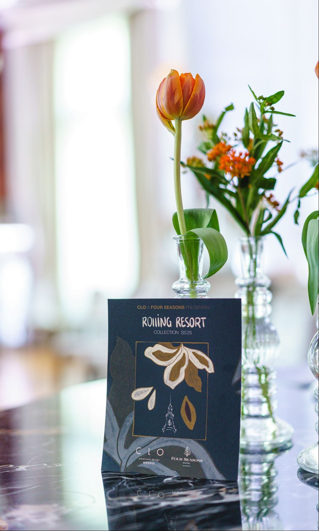 La decoración se cuidó al detalle para acompañar la presentación de la colección 'Rolling Resort' de CLO.