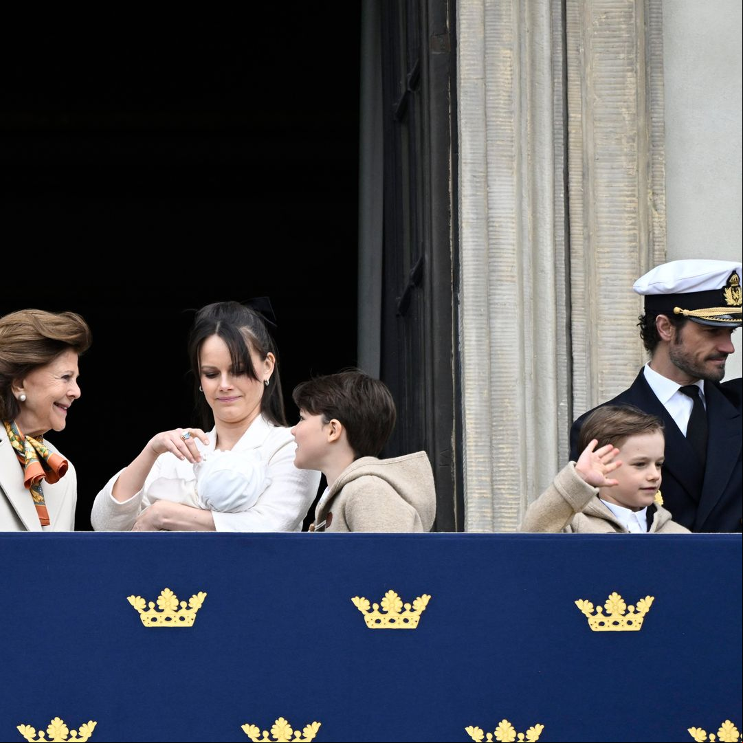 La hija de los príncipes Carlos Felipe y Sofía de Suecia debuta en un acto oficial con menos de tres meses