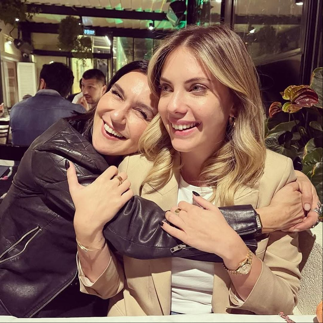 El esperado reencuentro de Eda Ece y Sevval Sam en televisión tras 'Pecado original'